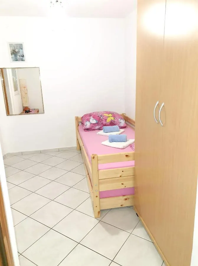 Charming Apartment In Pag With Sea View, 40 Sqm Pag Town