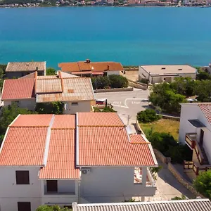 Apartment Salis, Pag Town
