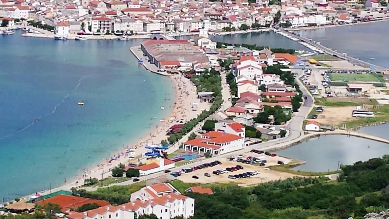 Charming Apartment In Pag With Sea View, 40 Sqm Pag Town